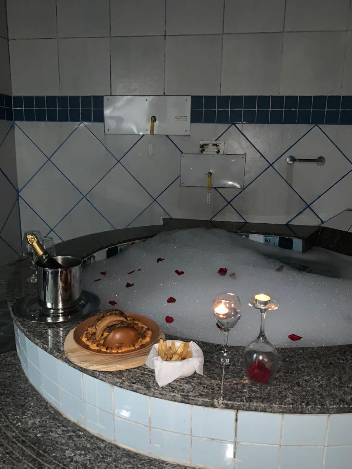 Motel Tijuca Жабуатан-дус-Гуарарапис Экстерьер фото