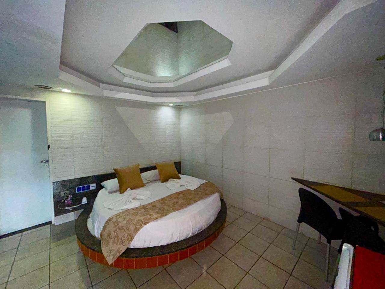 Motel Tijuca Жабуатан-дус-Гуарарапис Экстерьер фото