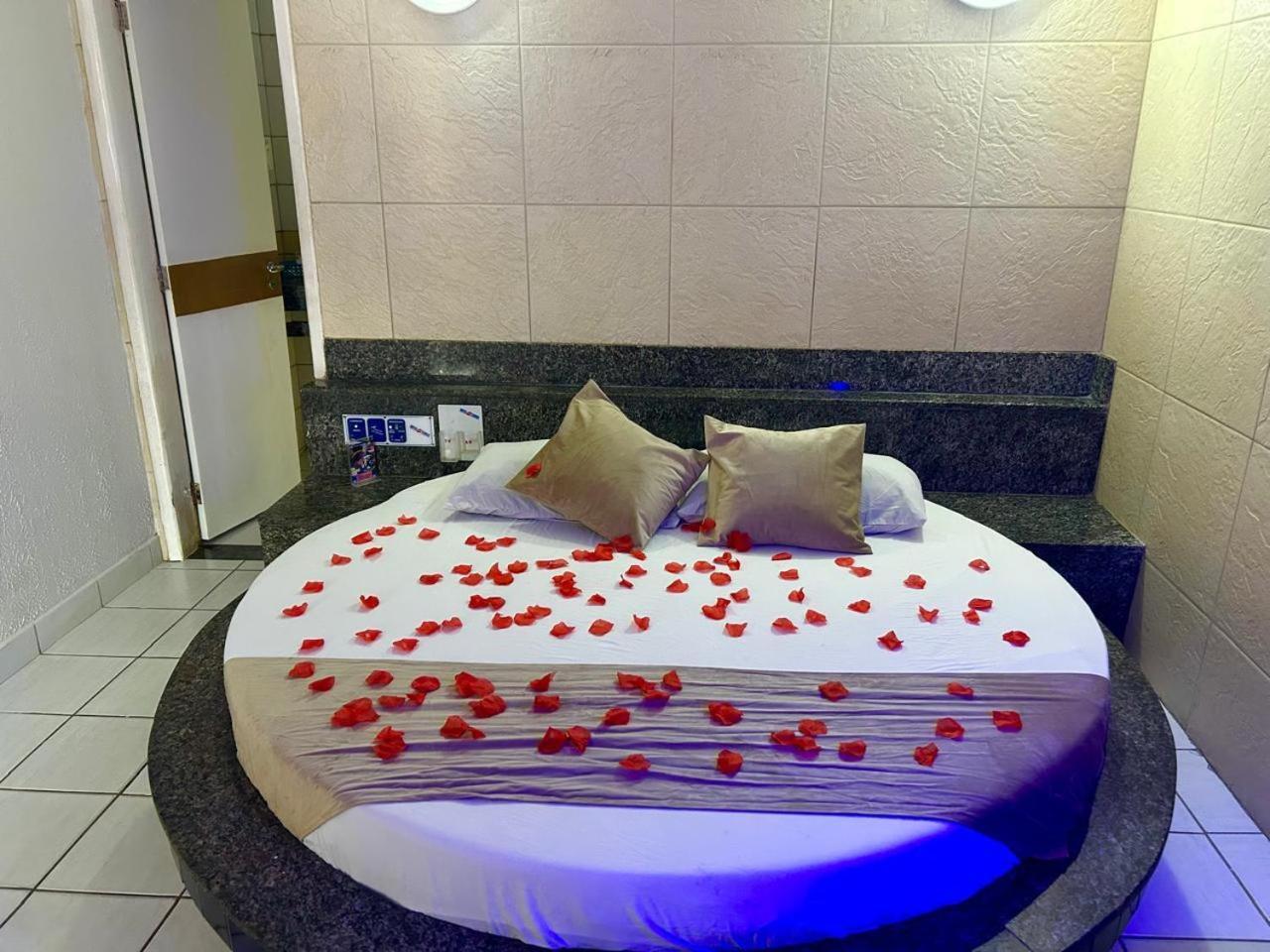 Motel Tijuca Жабуатан-дус-Гуарарапис Экстерьер фото