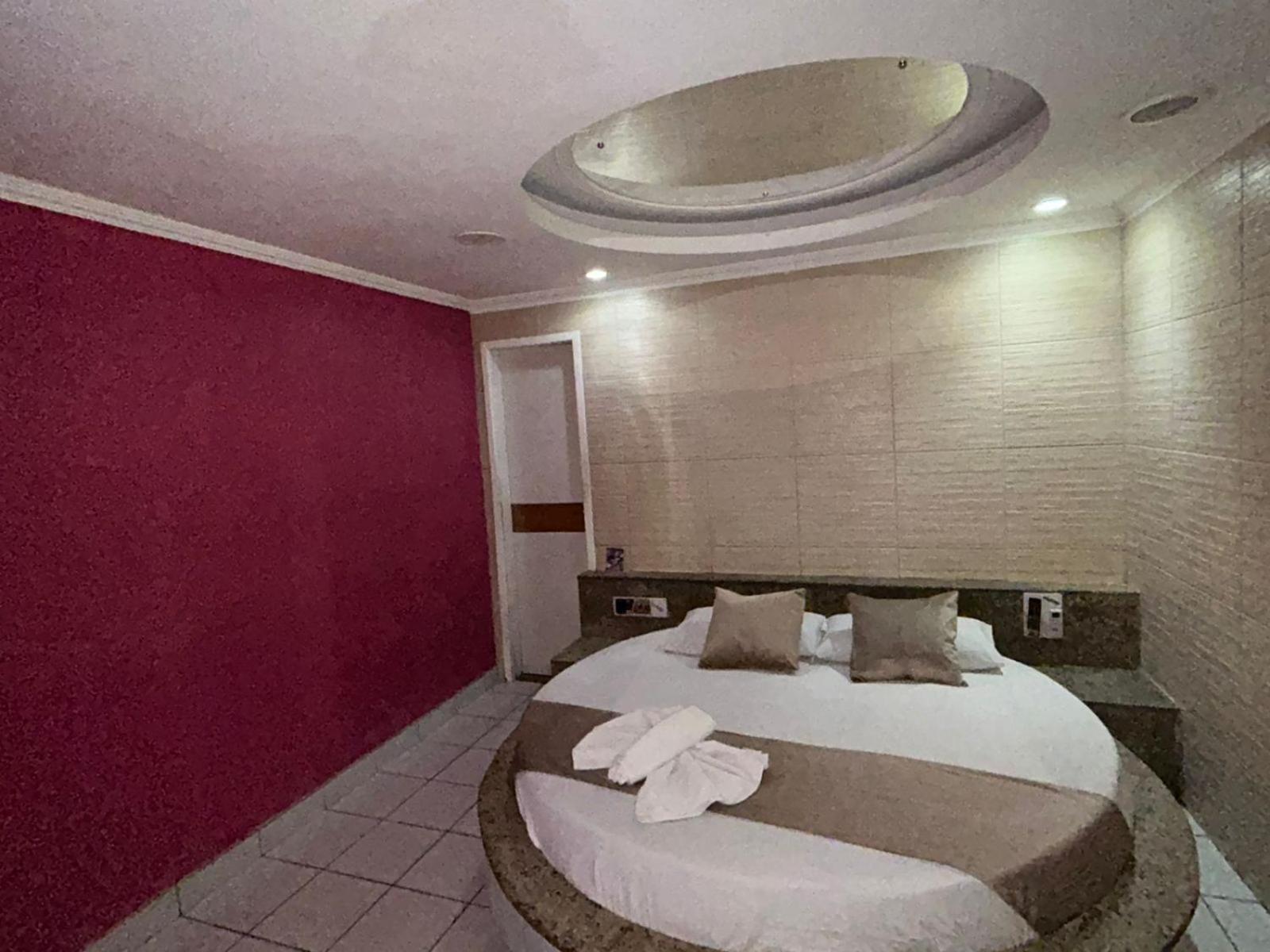 Motel Tijuca Жабуатан-дус-Гуарарапис Экстерьер фото